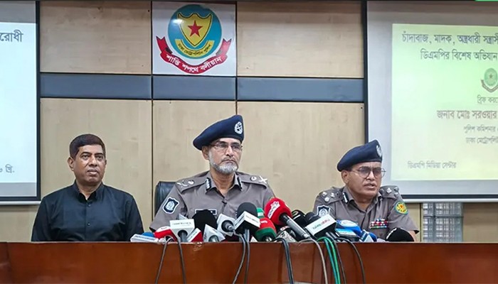চাঁদাবাজদের ছাড়াতে তদবির করলে আইনগত ব্যবস্থা নেবে পুলিশ