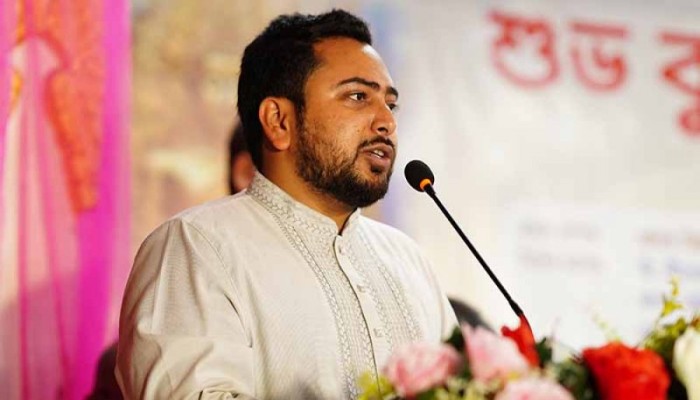 জুলাই সনদ নিয়ে ছলচাতুরি করছে সরকার, দাবি নাহিদ ইসলামের