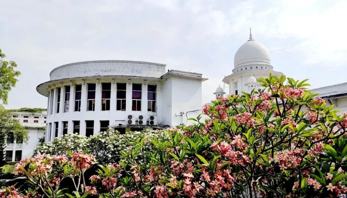 ৩৫২ শিশুর পরিবারকে ২ কোটি টাকা ক্ষতিপূরণ চেয়ে রিট