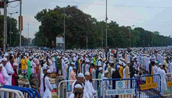 সড়কে নামাজে নিষেধাজ্ঞা পশ্চিমবঙ্গ সরকারের