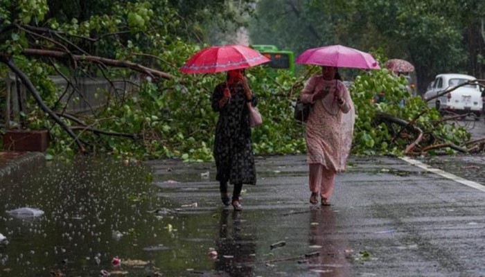 টানা চারদিন অতিভারি বৃষ্টির আভাস