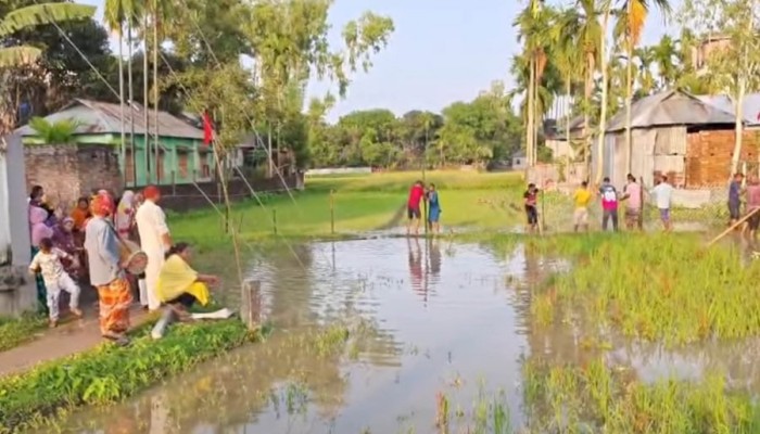 ১৩৫ টাকায় ৯ শতক জমি!