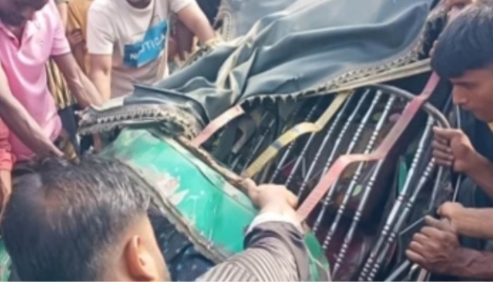 ময়মনসিংহে পিকআপ-সিএনজি সংঘর্ষে বাবা-ছেলের মৃত্যু