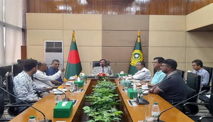 ​সাংবাদিক ও সংসদ মিলেমিশে দেশকে এগিয়ে নিতে হবে: স্পিকার