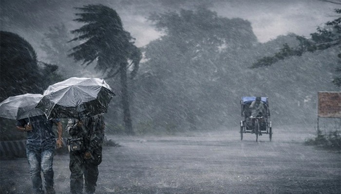 ​সন্ধ্যার মধ্যে ঢাকাসহ ১৭ জেলায় ঝড়ের আভাস