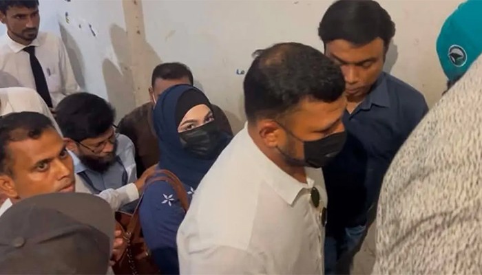 তালাক ছাড়া বিয়ে, খালাস পেলেন ক্রিকেটার নাসির ও তামিমা