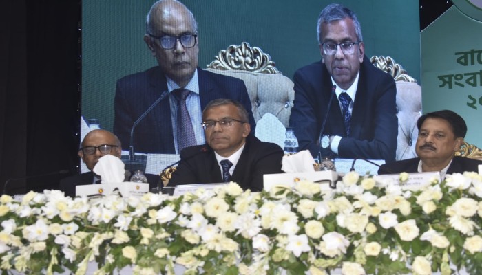 ইসলামী ব্যাংকের সংকট সমাধানে কাজ করছে কেন্দ্রীয় ব্যাংক: গভর্নর