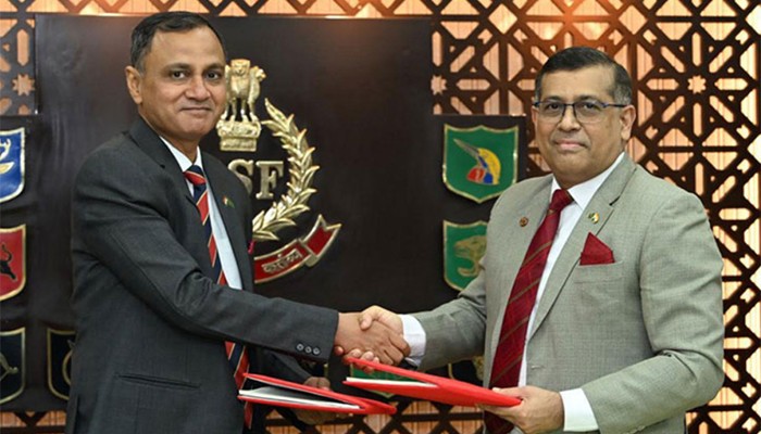 ​সীমান্তে শান্তির অঙ্গীকার বিজিবি-বিএসএফের