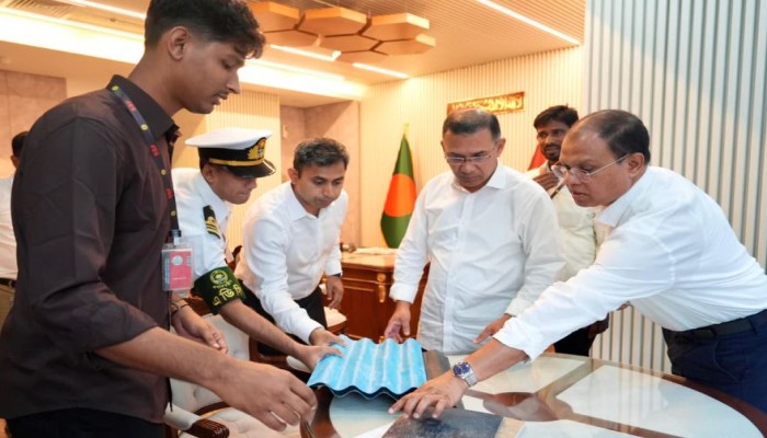 শিক্ষার্থী সাজ্জাদুলের উদ্ভাবিত পণ্য পরিদর্শন প্রধানমন্ত্রীর