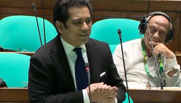 জামায়াতের এমপিকে পর্দা ও মাইক্রোওভেন দিতে চাইলেন পার্থ