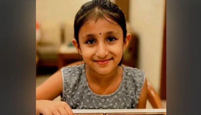 ‘ওরা আমার ছোট্ট মেয়েটিকে মেরে পুকুরে ফেলে রেখেছে’