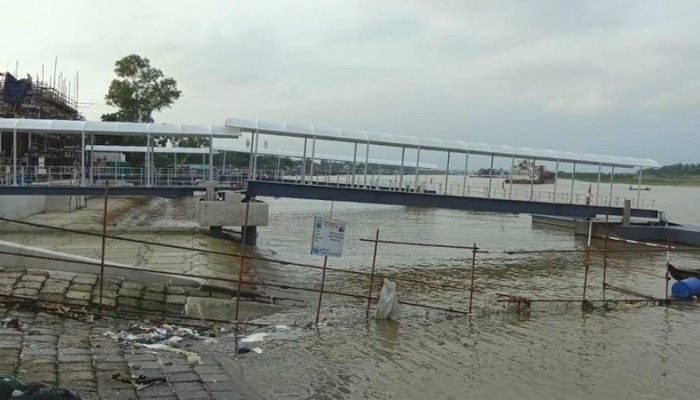 কক্সবাজারে নির্মাণ হচ্ছে আধুনিক ‘ফিশ ল্যান্ডিং সেন্টার’