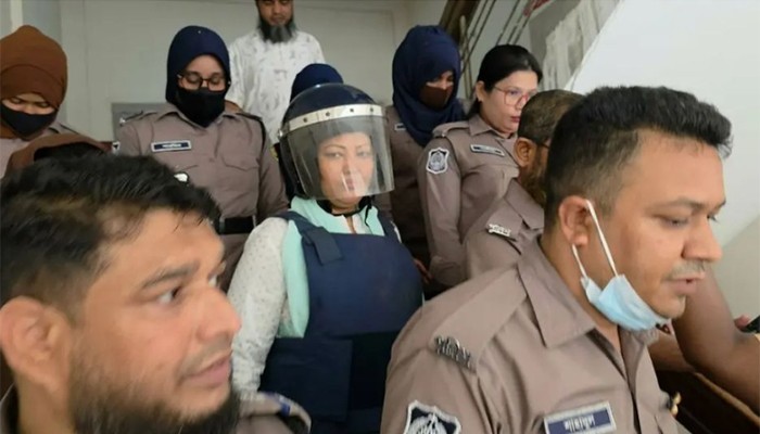 ​আরেক মামলায় গ্রেপ্তার দেখানো হলো কণ্ঠশিল্পী মমতাজকে