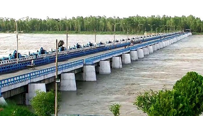 ​খুলে দেওয়া হয়েছে তিস্তা ব্যারাজের ৪৪ গেট, বন্যার শঙ্কায় উত্তরাঞ্চল