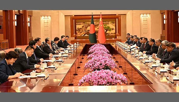 ​প্রধানমন্ত্রীর সঙ্গে চীনের শীর্ষ আইনপ্রণেতা ঝাও লেজির সাক্ষাৎ