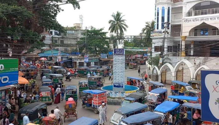বাড়ছে লোডশেডিং বিপর্যস্ত জনজীবন
