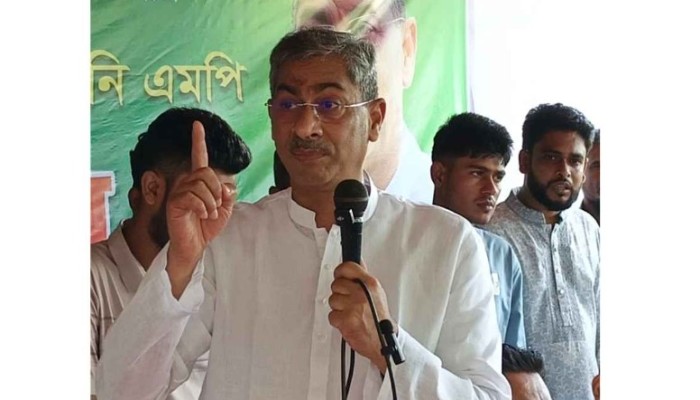 মাদক ব্যবসা ছেড়ে দাও, গর্তে পড়লে কেউ উদ্ধার করবে না: এ্যানি