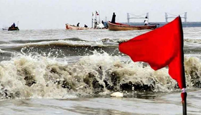 ​বঙ্গোপসাগরের লঘুচাপ, উপকূলে ৩ নম্বর সতর্ক সংকেত