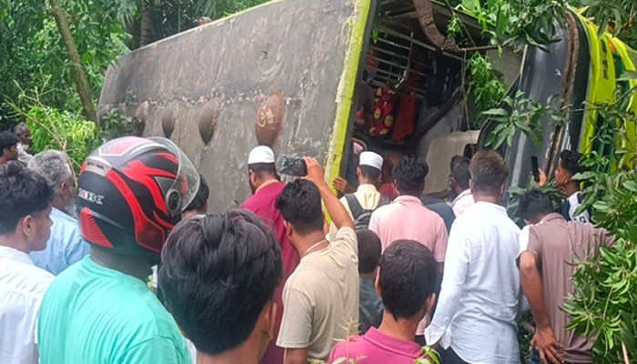 সড়কে ৫৬ শিশুর অকাল মৃত্যু