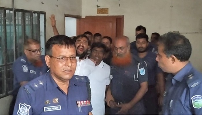 ​জামালপুরে গৃহবধূকে ধর্ষণের মামলায় সাতজনের মৃত্যুদণ্ড