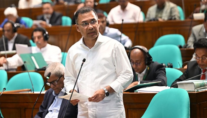 শেয়ার কেলেঙ্কারির হোতাদের আইনের আওতায় আনা হবে