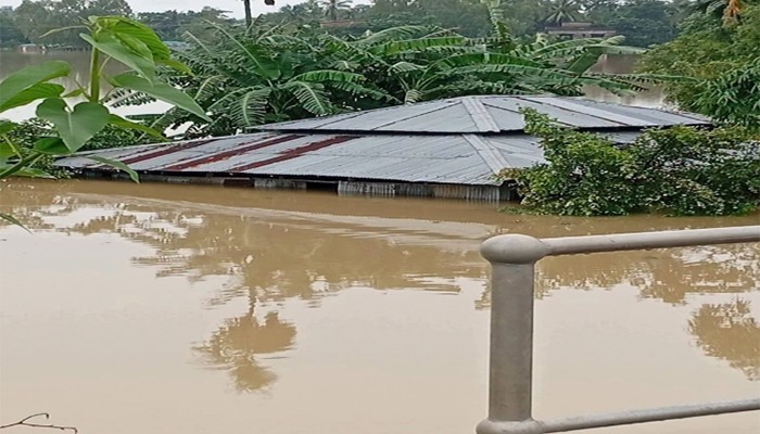 ​পেকুয়ায় পানিবন্দি ৩০ হাজার মানুষ, প্রস্তুত ৭১ আশ্রয়কেন্দ্র