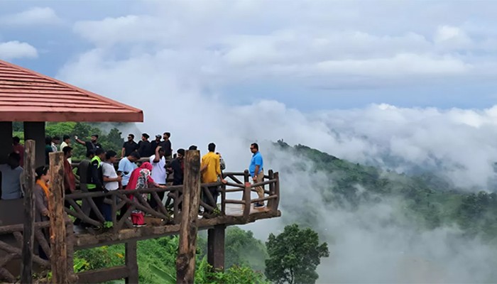 ​টানা বর্ষণ: বান্দরবানের সব পর্যটনকেন্দ্র ১২ জুলাই পর্যন্ত বন্ধ