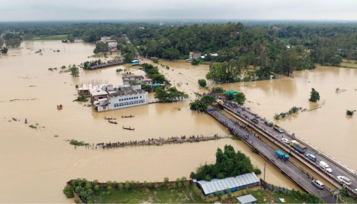 চট্টগ্রামে সাড়ে ৭ লাখ মানুষ পানিবন্দি