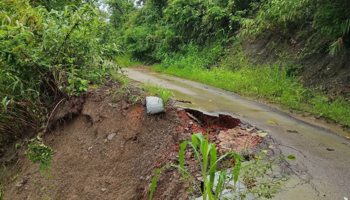 টানা বৃষ্টিতে বান্দরবানের অবকাঠামো বিপর্যয়