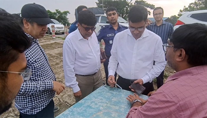​পটিয়ায় ১২৯১ কোটি টাকার দুই প্রকল্প পরিদর্শনে পানিসম্পদ সচিব