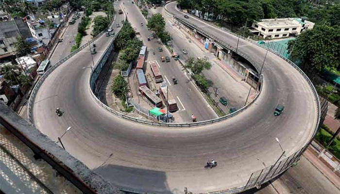 ​টানা ছয় দিন বৃষ্টির পর ঢাকায় রোদ