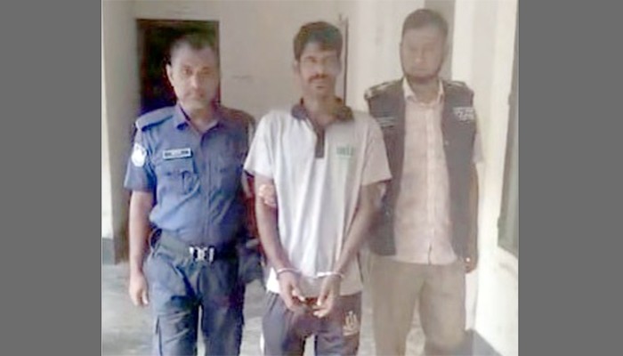 ​কলাপাড়ায় শিশু ধর্ষণচেষ্টার মূল আসামিকে সরিয়ে দেয়ায় একজন গ্রেপ্তার