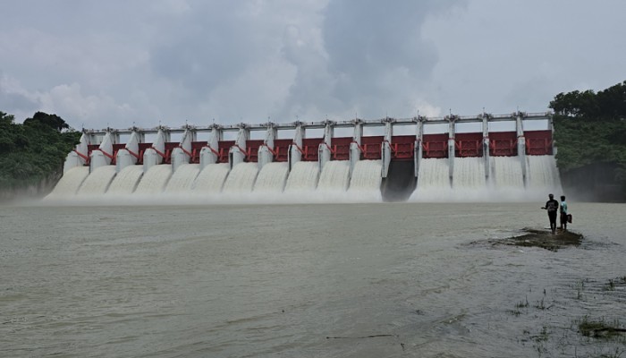 কাপ্তাই হ্রদে পানির বৃদ্ধি, শনিবার গেট খোলার সিদ্ধান্ত বিদ্যুৎ কেন্দ্রের