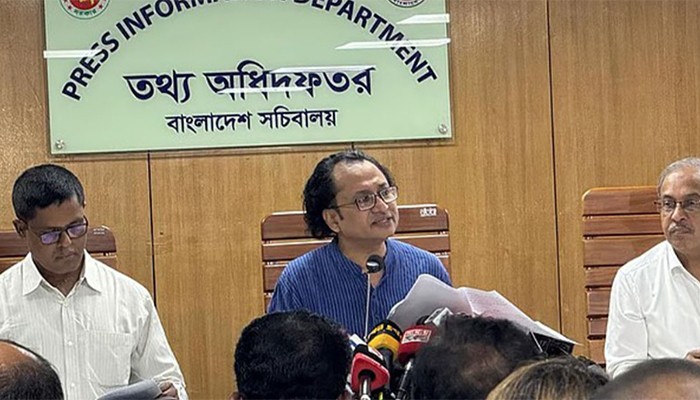 ​সাইবার বুলিং শক্ত হাতে দমনে সরকার বদ্ধপরিকর: তথ্য উপদেষ্টা