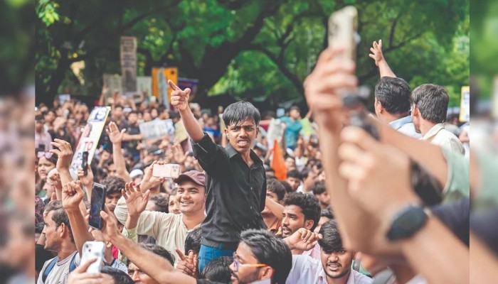 শিক্ষামন্ত্রীর পদত্যাগ ছাড়া আর কোনো আলোচনা নয়, সিদ্ধান্তে অনড় সিজেপি