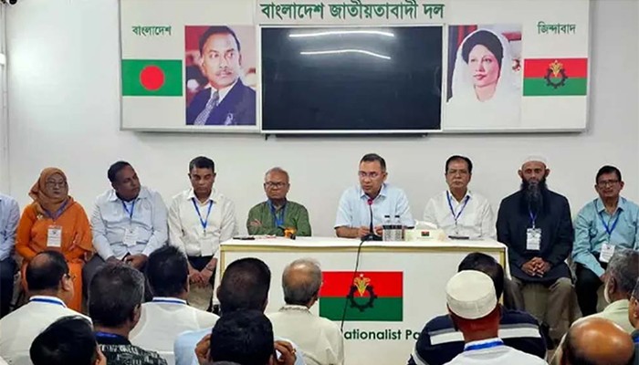 ​প্রধানমন্ত্রীর সঙ্গে বিএনপির রংপুর বিভাগীয় নেতাদের বৈঠক