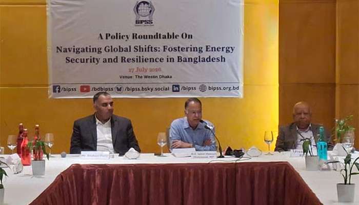 ​গ্যাস সরবরাহ স্বাভাবিক হতে আরও ১০-১৫ দিন লাগবে: জ্বালানিমন্ত্রী