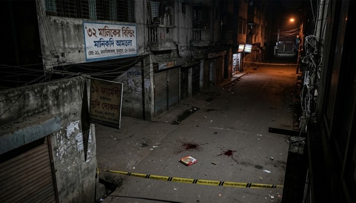 রাজধানীতে গভীর রাতে কলেজ শিক্ষার্থীকে এলোপাতাড়ি গুলি