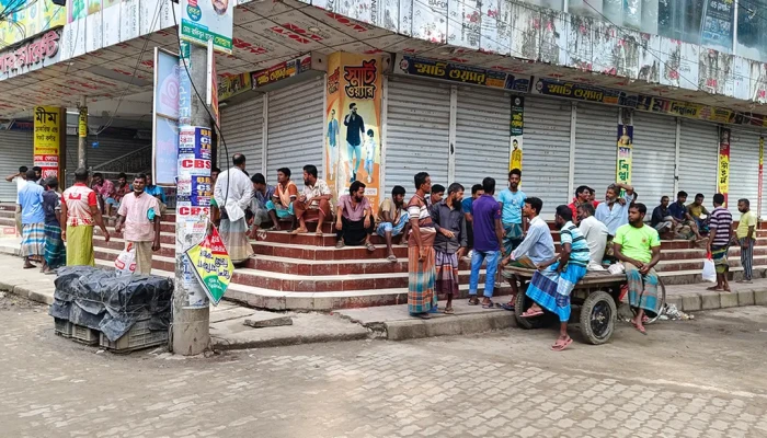 ময়মনসিংহে অন্যরকম হাট, যেখানে বিক্রি হয় মানুষ