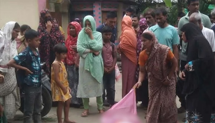​টয়লেটে ট্যাংকিতে মিলল শিক্ষিকার মরদেহ
