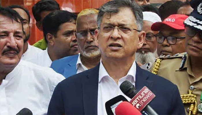 বেনজিরকে ফেরাতে ল’ফার্ম নিয়োগ করেছে সরকার: স্বরাষ্ট্রমন্ত্রী