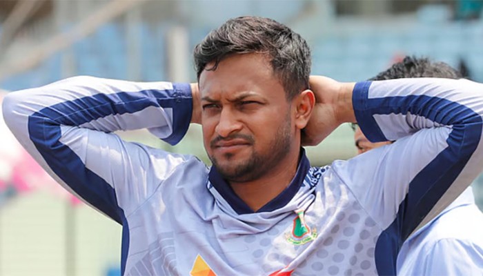 ​মাগুরার বাড়িতে হামলার প্রতিক্রিয়ায় যা বললেন সাকিব