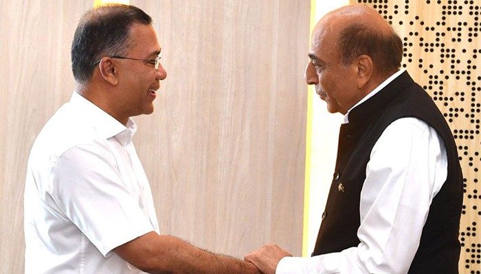 প্রধানমন্ত্রীর সঙ্গে বৈঠক শেষে দিল্লি গেলেন দীনেশ ত্রিবেদী