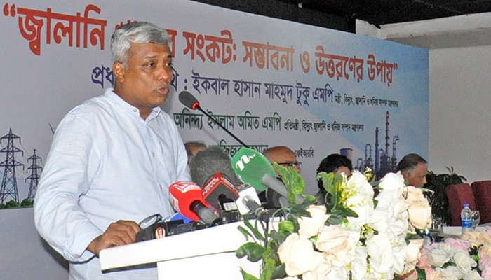 ​ভোগান্তির জন্য মন্ত্রণালয়ের পক্ষ থেকে দুঃখপ্রকাশ প্রতিমন্ত্রীর