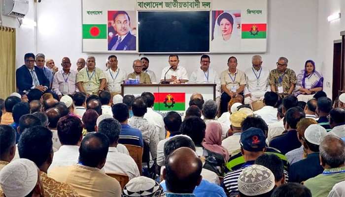 ​রাজশাহী বিভাগের সব জেলা-নগর নেতাদের সঙ্গে বৈঠক প্রধানমন্ত্রীর