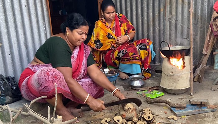 গ্যাসের তীব্র সংকটে নাজেহাল আবাসিক ও বাণিজ্যক গ্রাহক