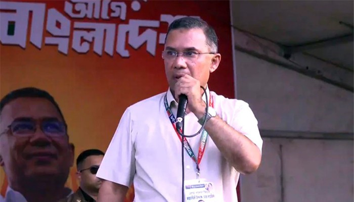 'হঠকারিতার রাজনীতি ছেড়ে দেশ গঠনে এগিয়ে আসুন'