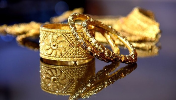 ডলার দুর্বল হওয়ার প্রভাব স্বর্ণের দামে