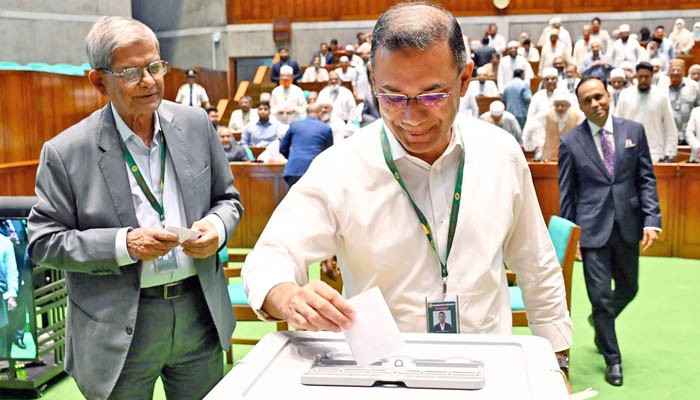 রাষ্ট্রপতি নির্বাচনে ভোট দিলেন প্রধানমন্ত্রী