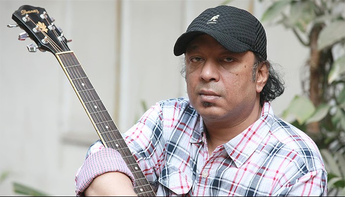 ​আইয়ুব বাচ্চুর গানের পরিবর্তন, আইনি পদক্ষেপ নেওয়ার হুঁশিয়ারি